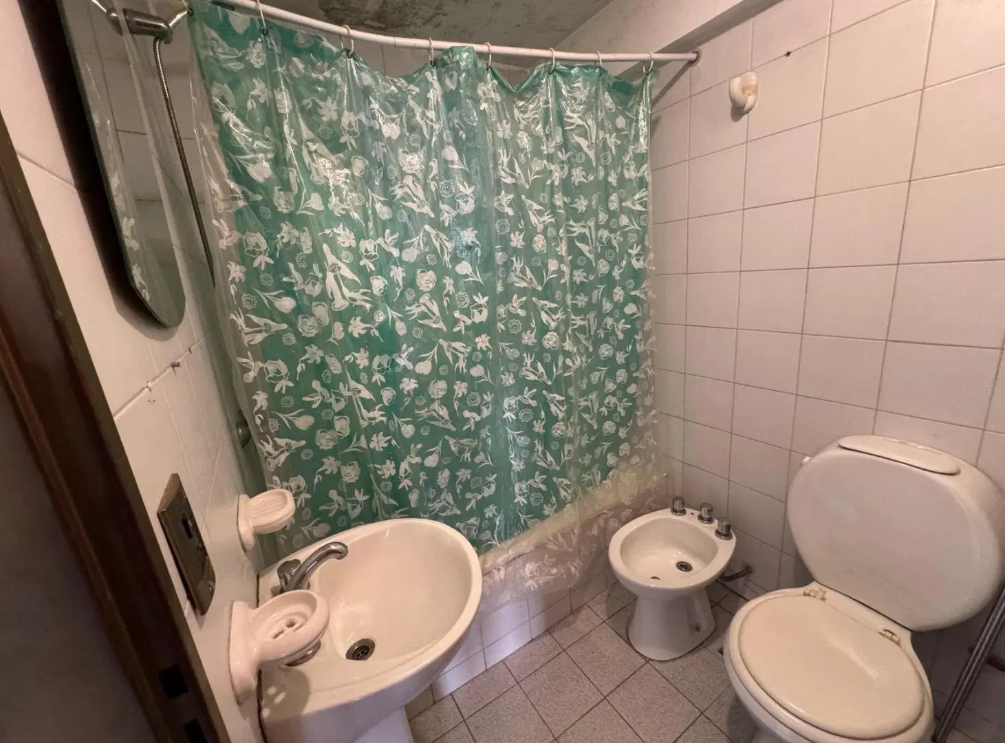 Departamento monoambiente con balcón amplio en Morón Norte 5