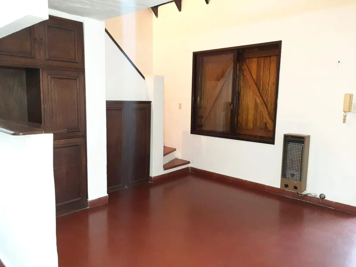 Departamento 2 ambientes con cochera en Villa Sarmiento a metros de estación Ramos Mejia 5