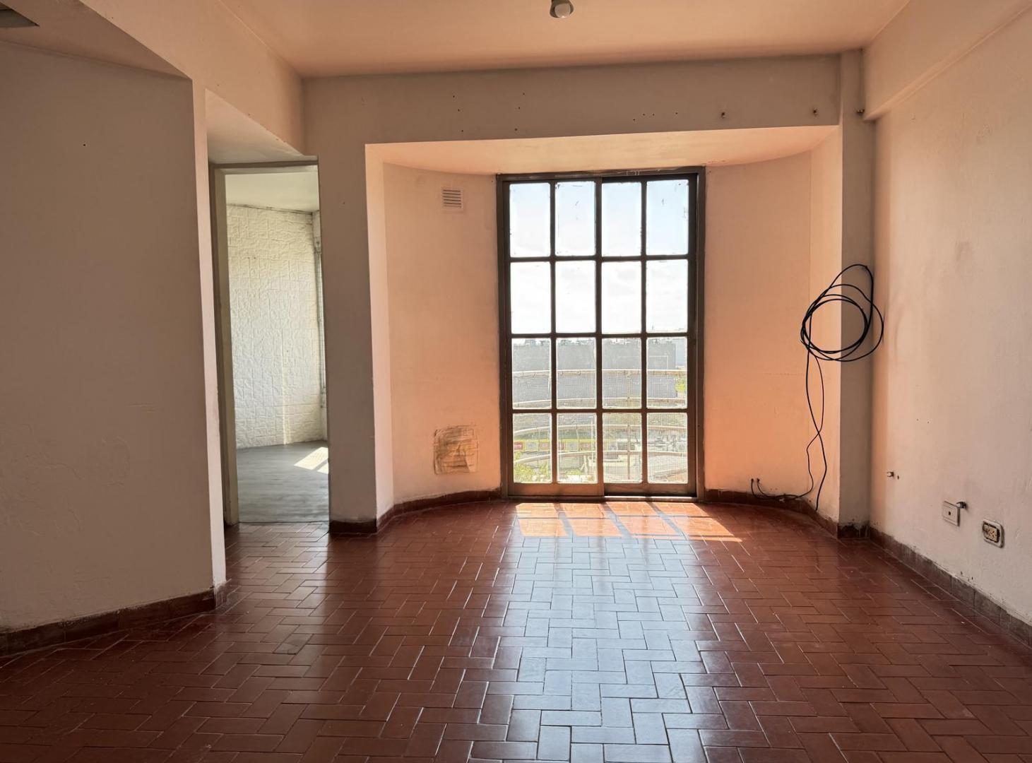 Foto de Departamento de 2 ambientes en Morón Sur, imagen 2