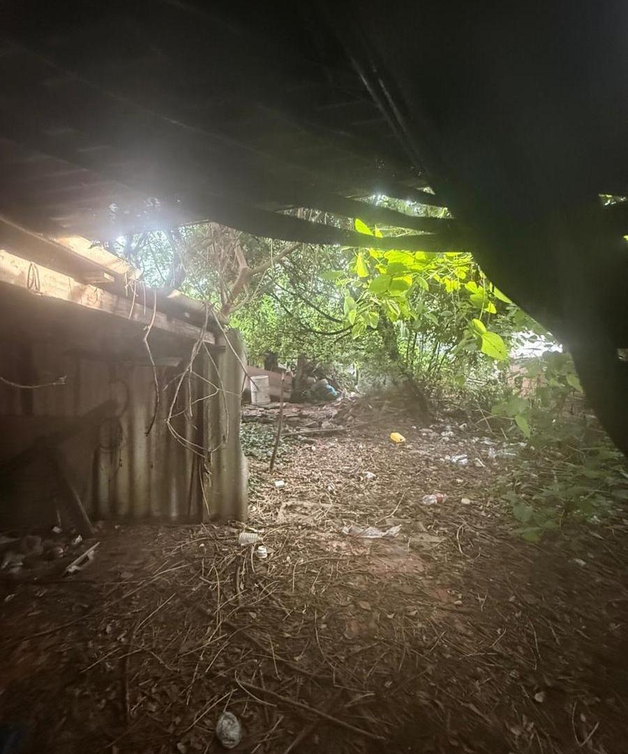 Foto de Casa para refaccionar con terreno cercano al centro de Morón, imagen 3