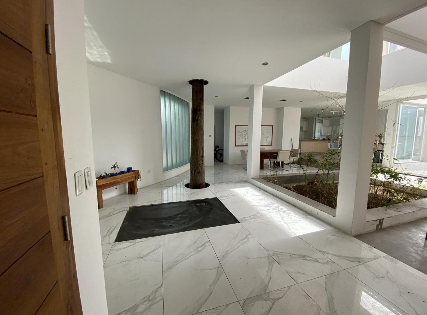Foto de Casa Moderna de Categoría en Castelar Norte, imagen 5