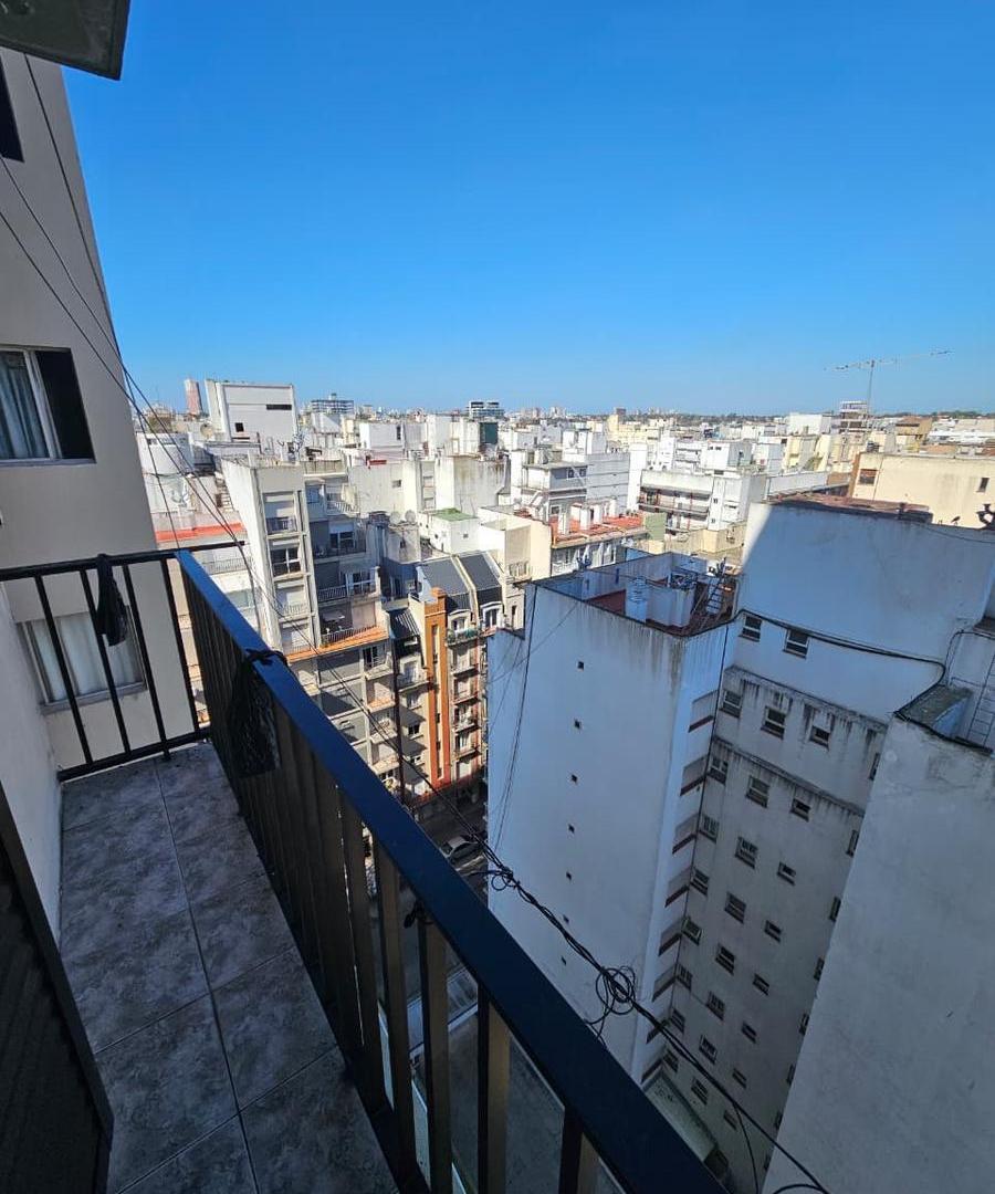 Foto de Departamento 2 ambientes lateral vista a la ciudad en Arenales 2329, 10, imagen 1