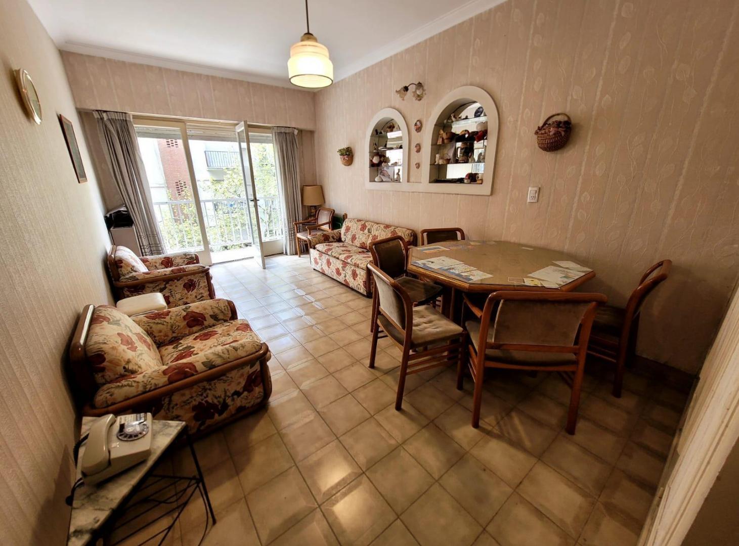 Foto de VENTA DEPARTAMENTO 2 AMBIENTES A LA CALLE CON DEPENDENCIA, imagen 2