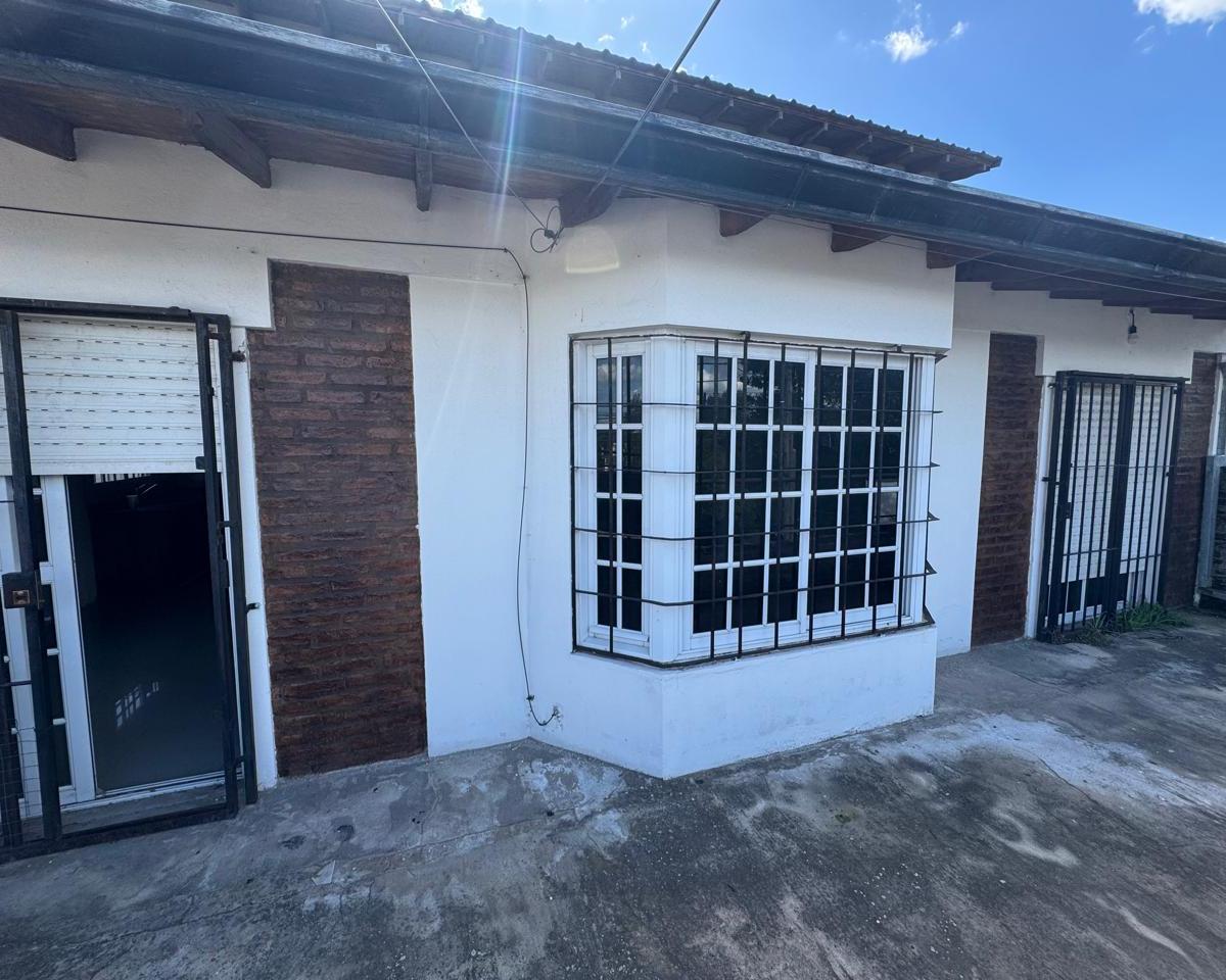 Departamento en Venta de 3 Ambientes en Berazategui 3