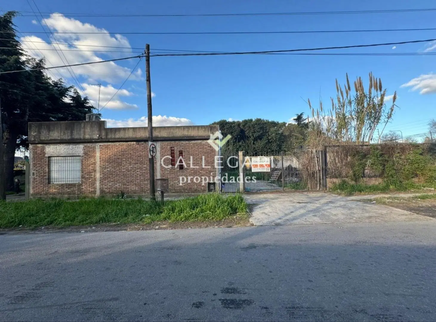 Casa 3 ambientes con Parque en venta - Berazategui 2