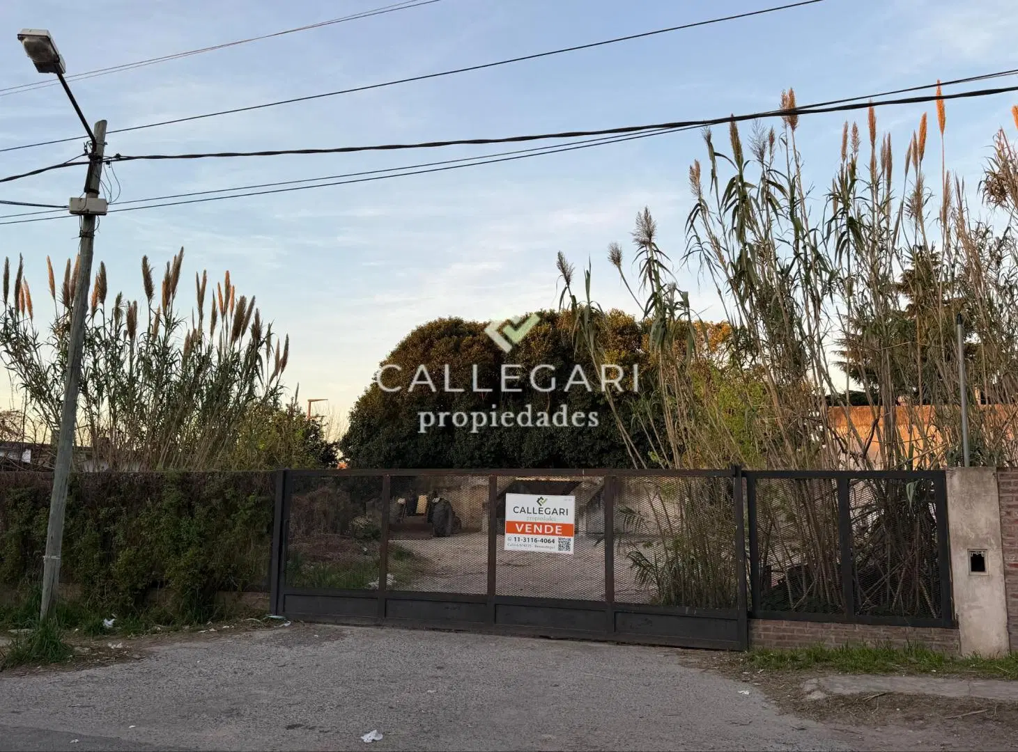 Lote 300 m² en venta - Berazategui 2