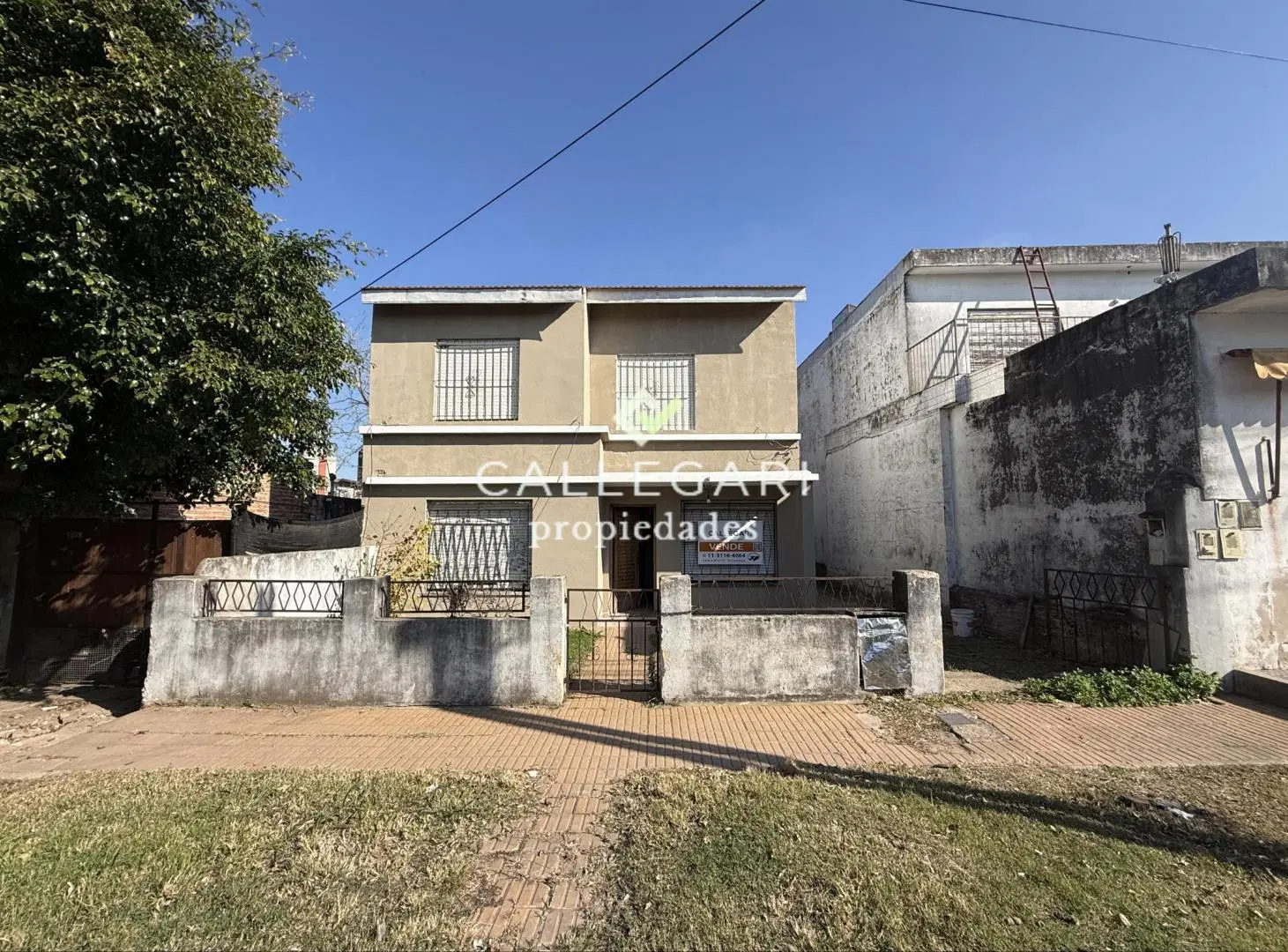 Casa 5 ambientes con Parque en venta - Berazategui - ¡PERMUTA! 3