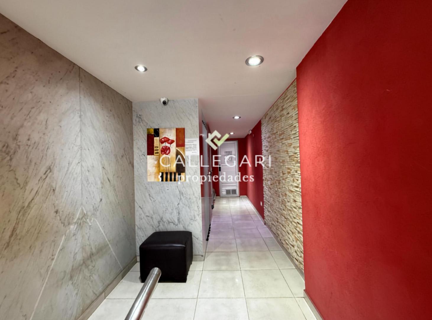Foto de Departamento 3 ambientes con Cochera en venta - Berazategui Centro, imagen 2