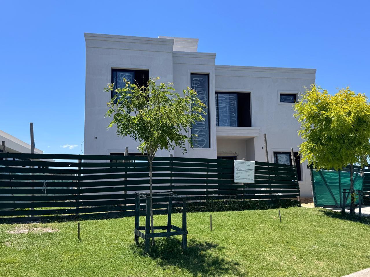 Casa en venta en Barrio Privado San Pablo, Derqui
