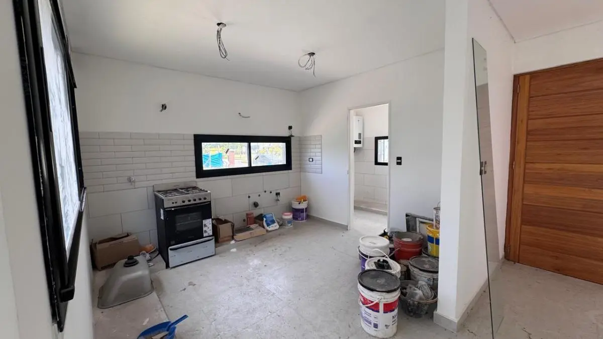 Casa en Santa Lucia, Pilar del este 5
