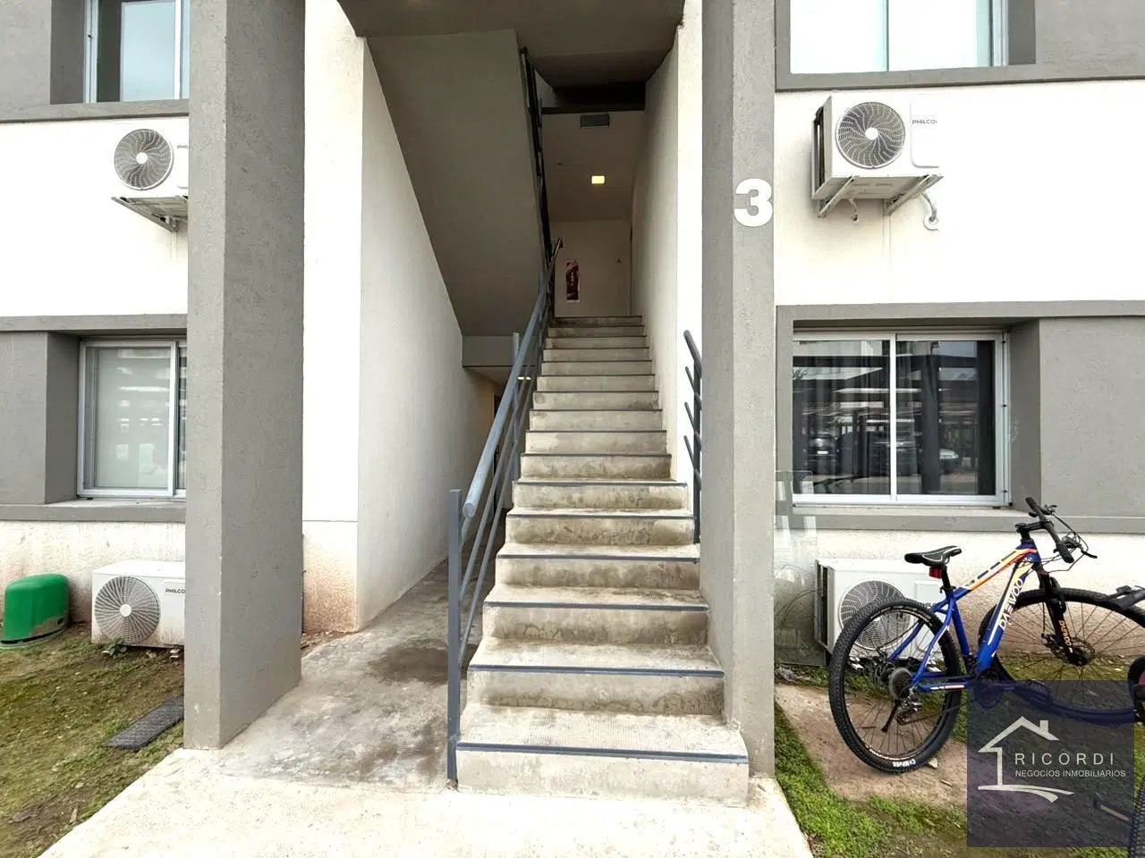 Departamento en VENTA 4 Ambientes vista Laguna 1