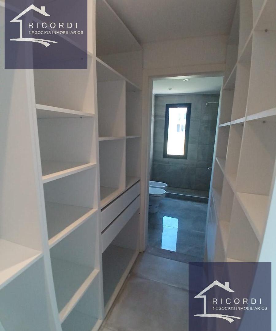 Foto de Venta Casa con 3 dormitorios en Medal Country Club, imagen 4