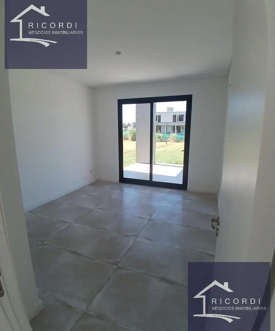 Venta Casa con 3 dormitorios en Medal Country Club 3