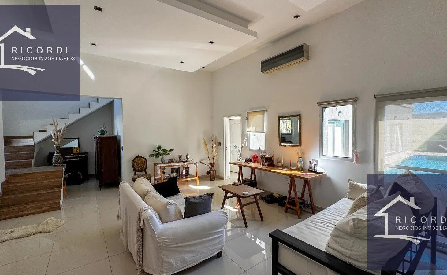 VENTA CASA de 5 DORMITORIOS EN ALTOS DE CAMPO GRANDE 2