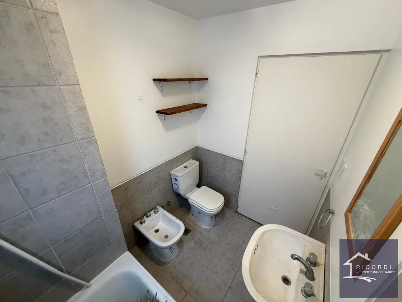 Dpto Monoambiente Venta La Candela entrepiso y balcón 8