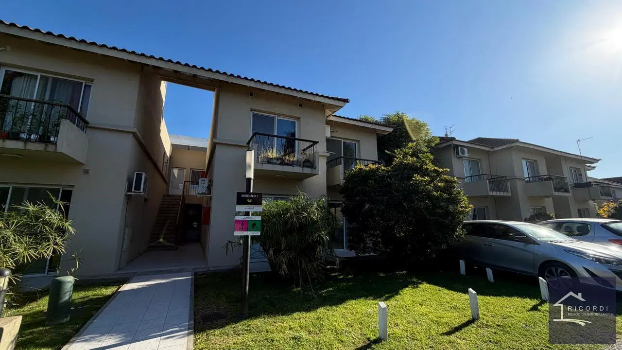Dpto Monoambiente Venta La Candela entrepiso y balcón 3