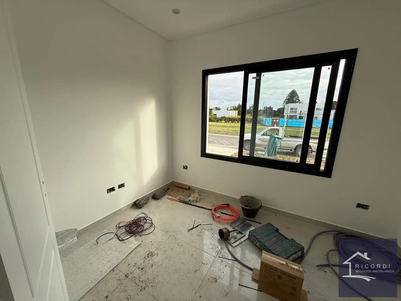 Casa VENTA Santa Elisa 5 AMB 4