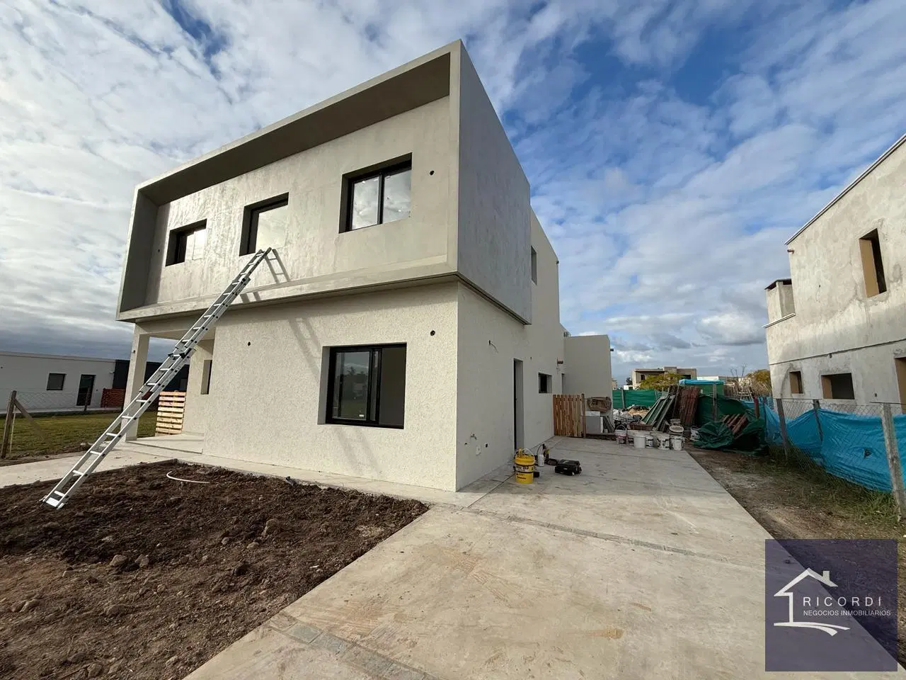 Casa VENTA Santa Elisa 5 AMB 5
