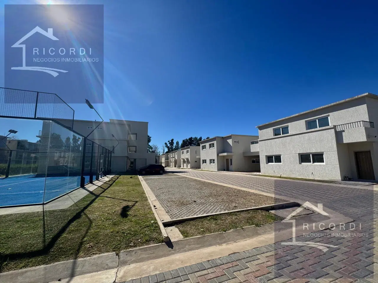 Casa 3 dormitorios en venta en Chic Village, La Lonja, Pilar. 1