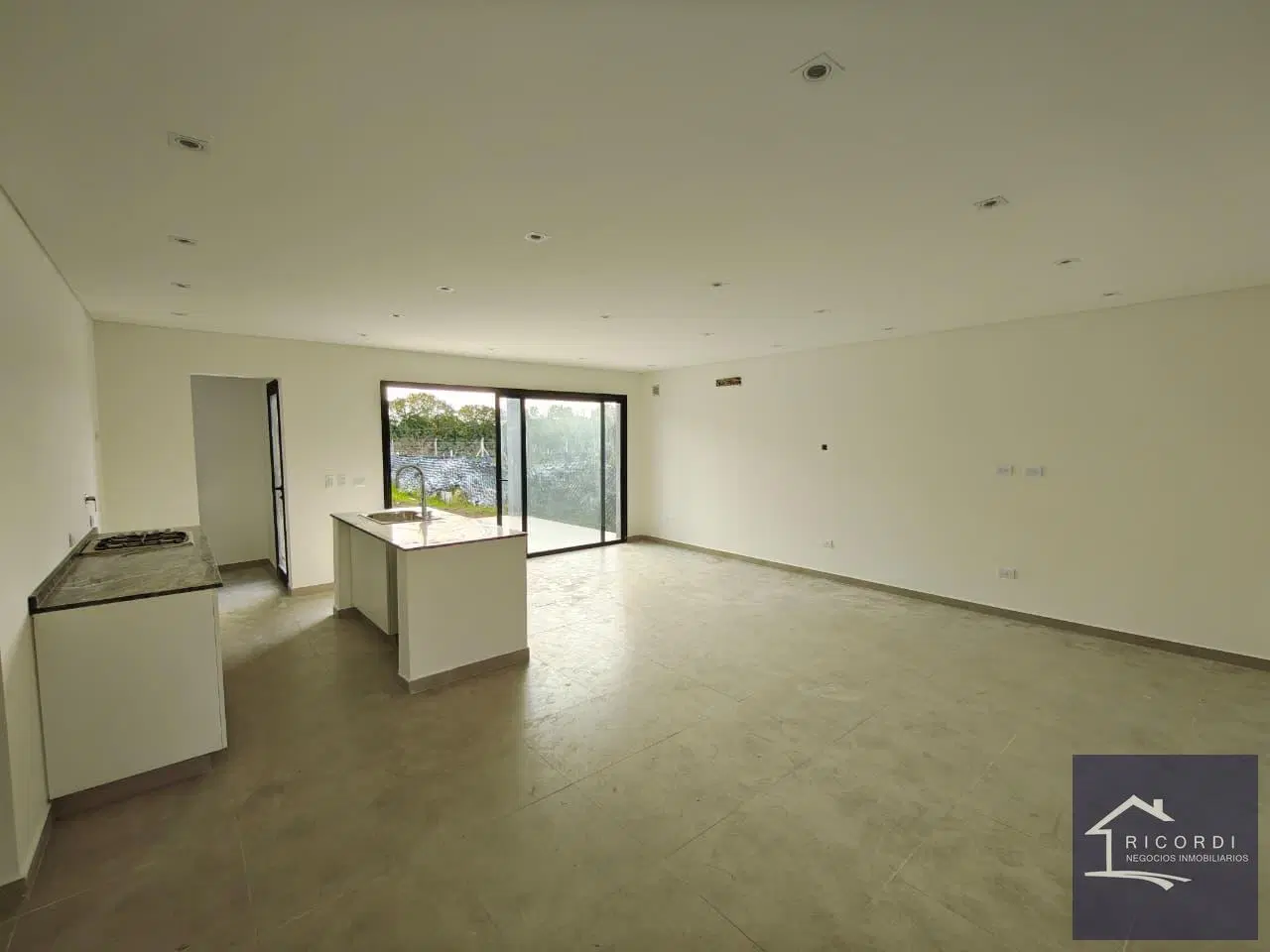Casa Venta  5 Amb Santa Lucia, Pilar del Este a estrenar 3