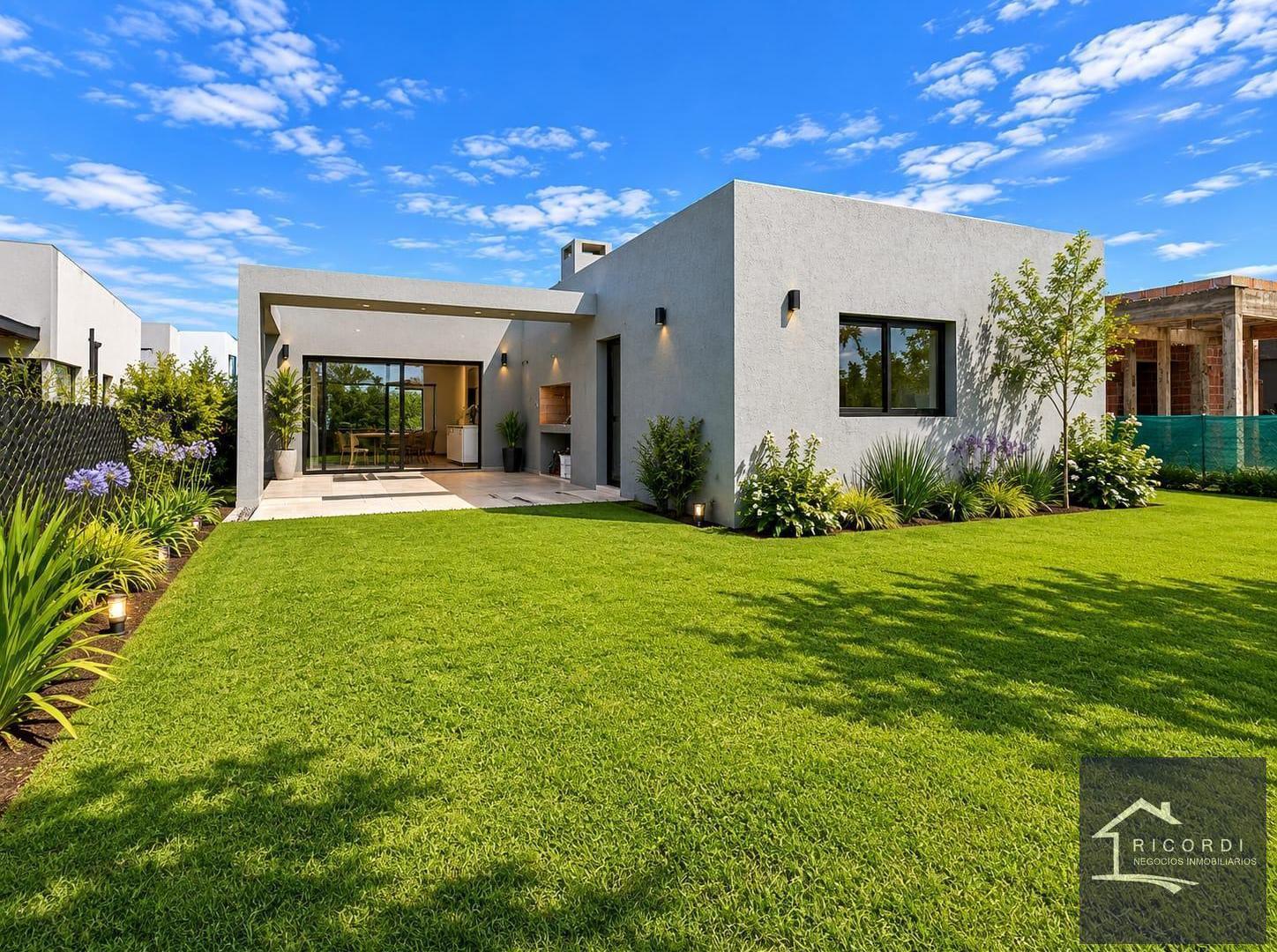 Casa Venta 5 Amb Santa Lucia, Pilar del Este a estrenar