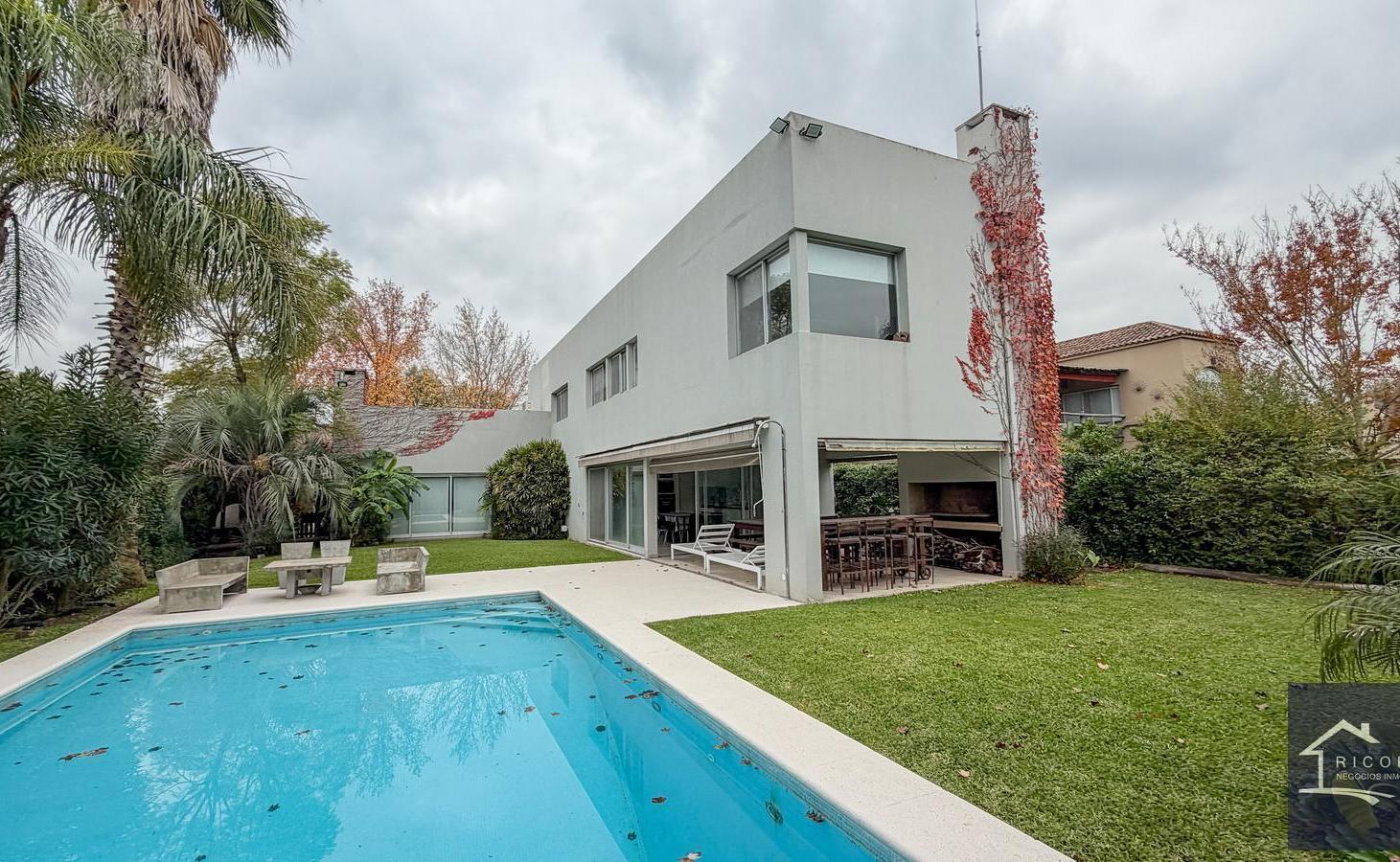 Venta - Hermosa Casa en Campo Grande - Pilar