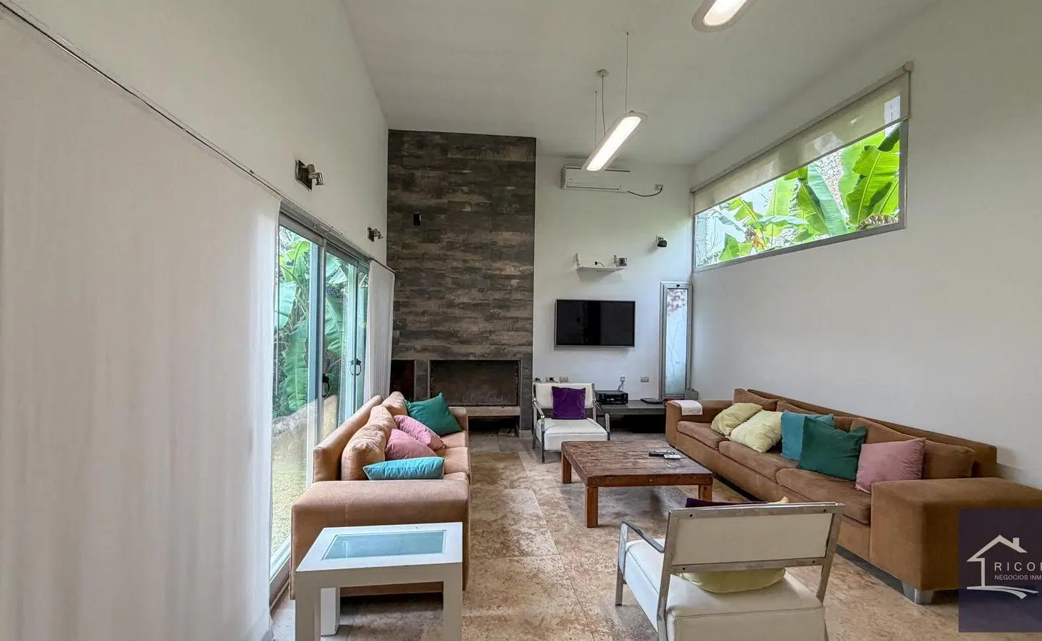 Venta - Hermosa Casa en Campo Grande - Pilar 2