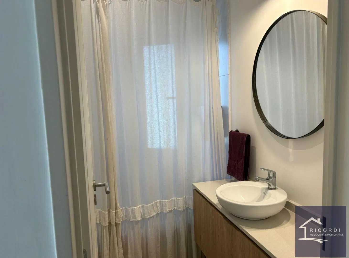 Casa 4 ambientes en Santa Elena, Pilar del este. 2