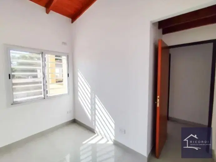 Casa en Los Polvorines 3