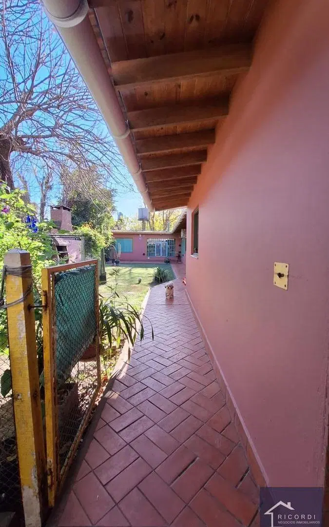Casa en Villa De Mayo 5