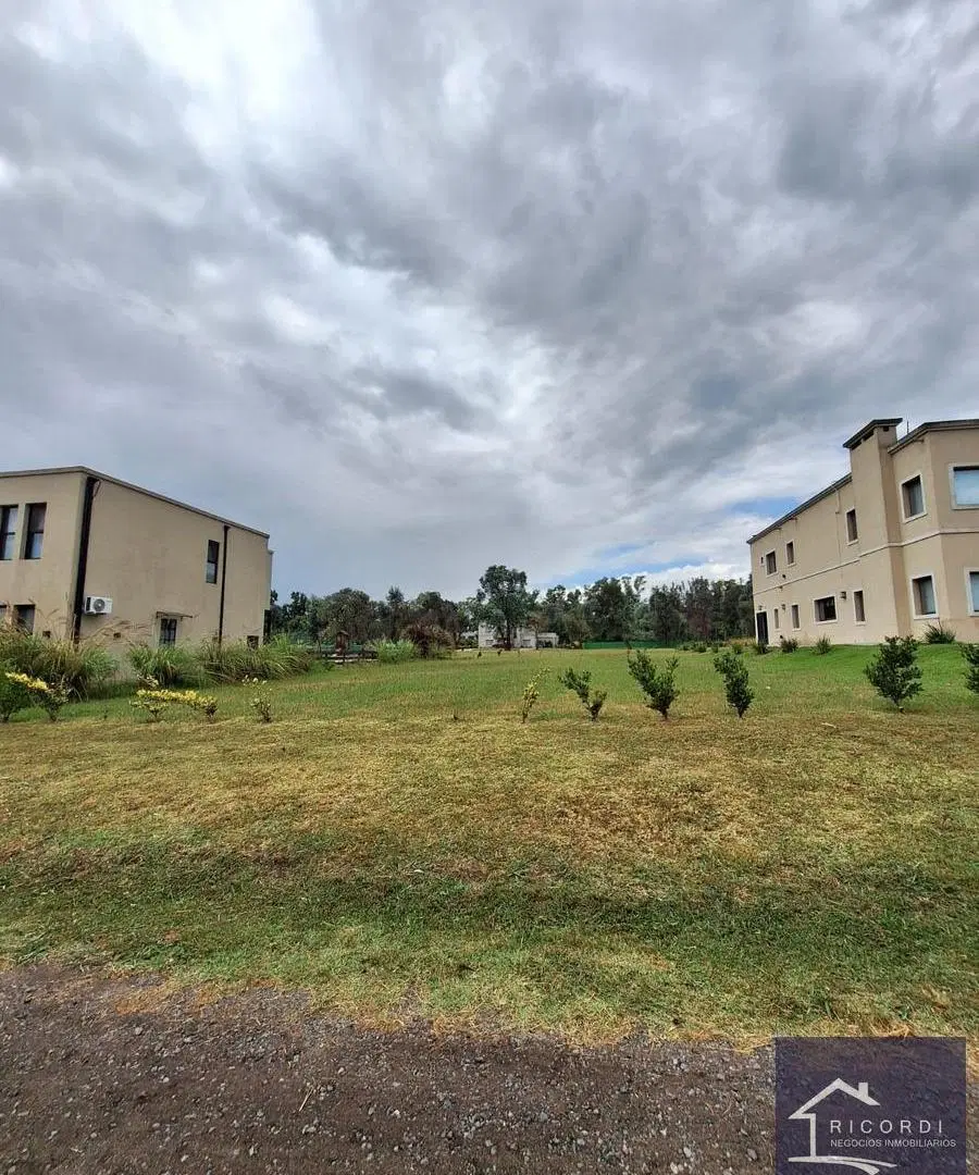 Terreno en Casuarinas Del Pilar 2