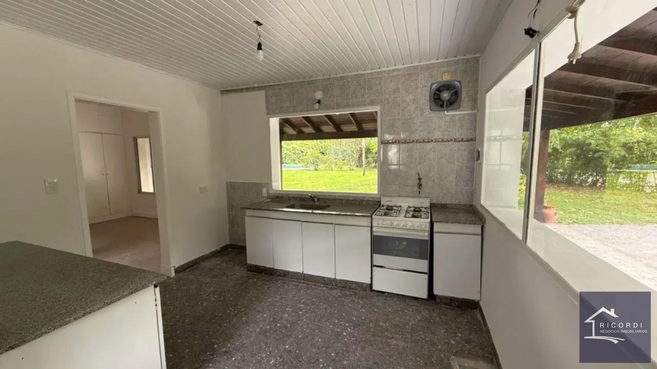 Casa en Venta en Mapuche C.C 4 ambientes 2