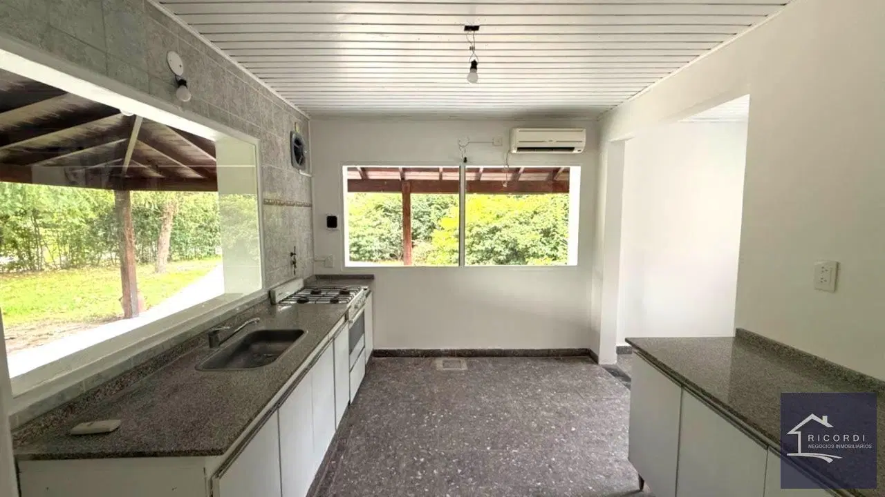 Casa en Venta en Mapuche C.C 4 ambientes 5