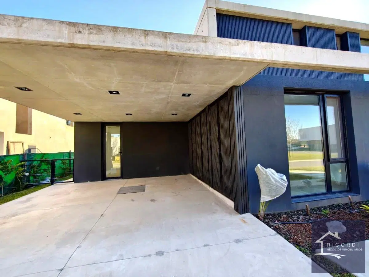 Casa VENTA 7Amb. en Lagoon Pilar Vista a la Laguna 2
