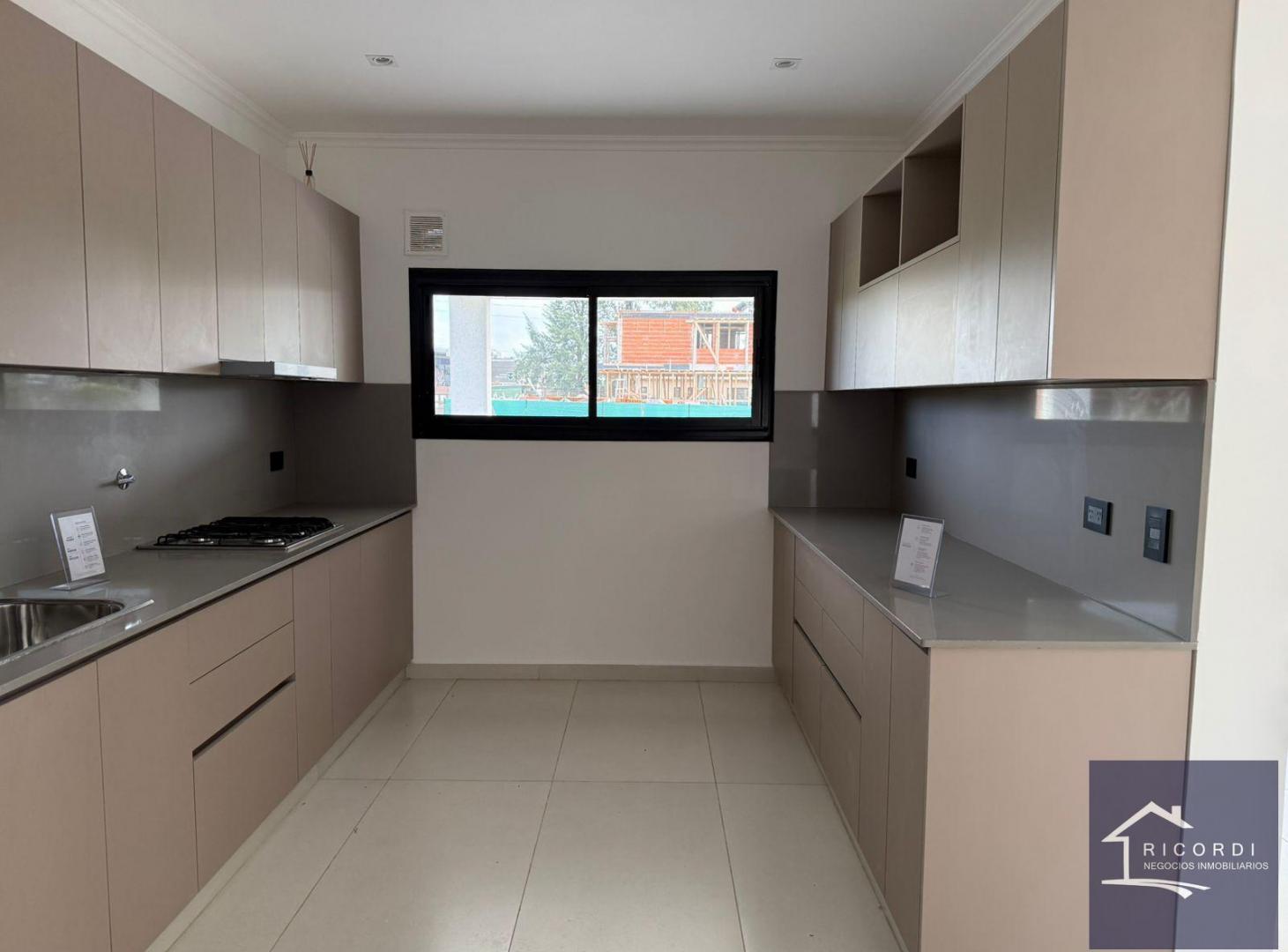 Foto de Casa en venta, 6 ambientes, San Pablo, Derqui, imagen 4
