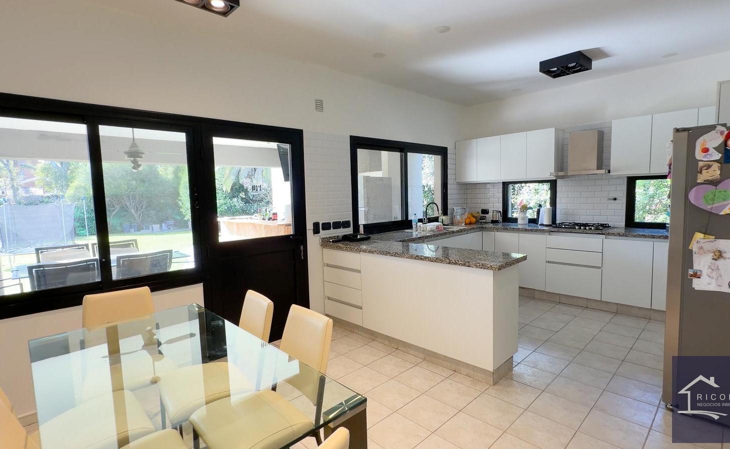 Foto de Venta Casa en Campo Grande Pilar, imagen 1