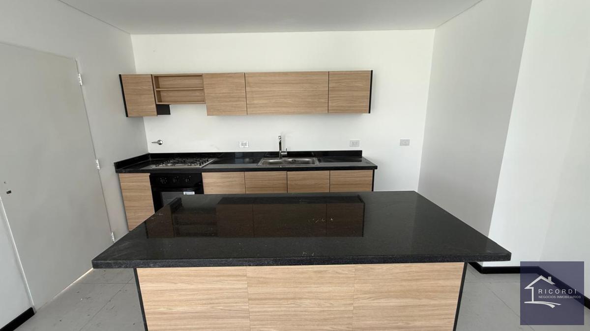 Foto de Casa en venta en Barrio Privado Santa Sofia, Pilar del Este., imagen 4