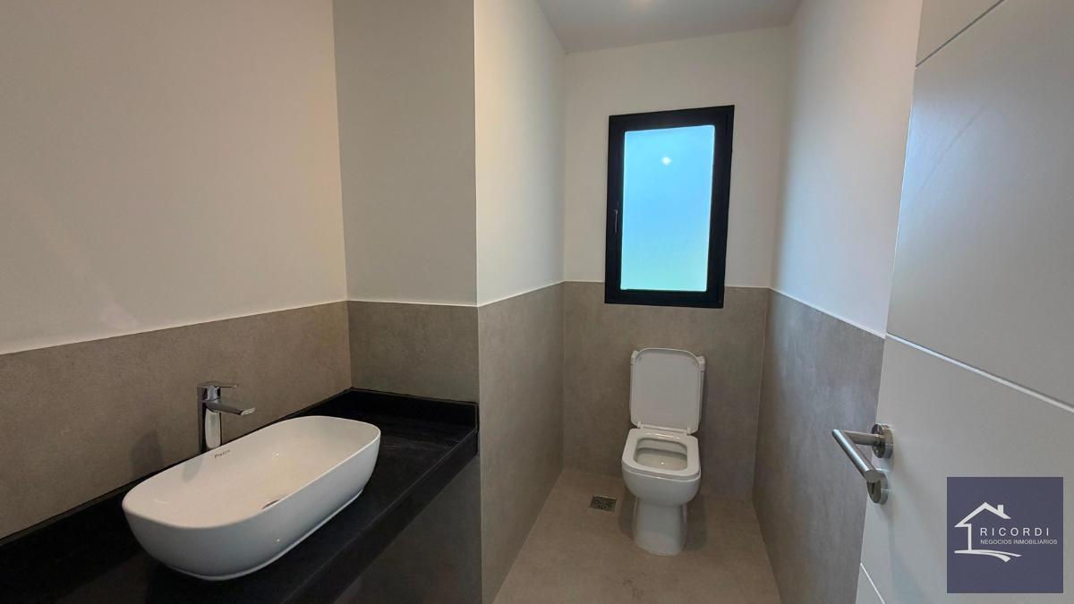 Foto de Casa en venta en Barrio Privado Santa Elisa, Pilar del Este., imagen 5