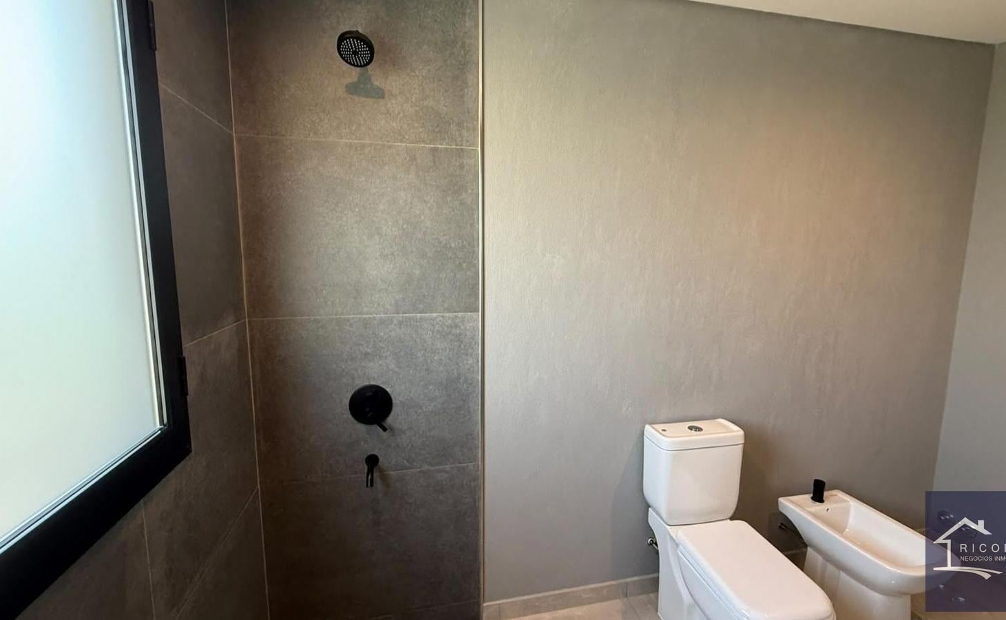 Foto de Casa en venta en Barrio Privado Santa Sofia, Pilar del Este al 1000, imagen 4
