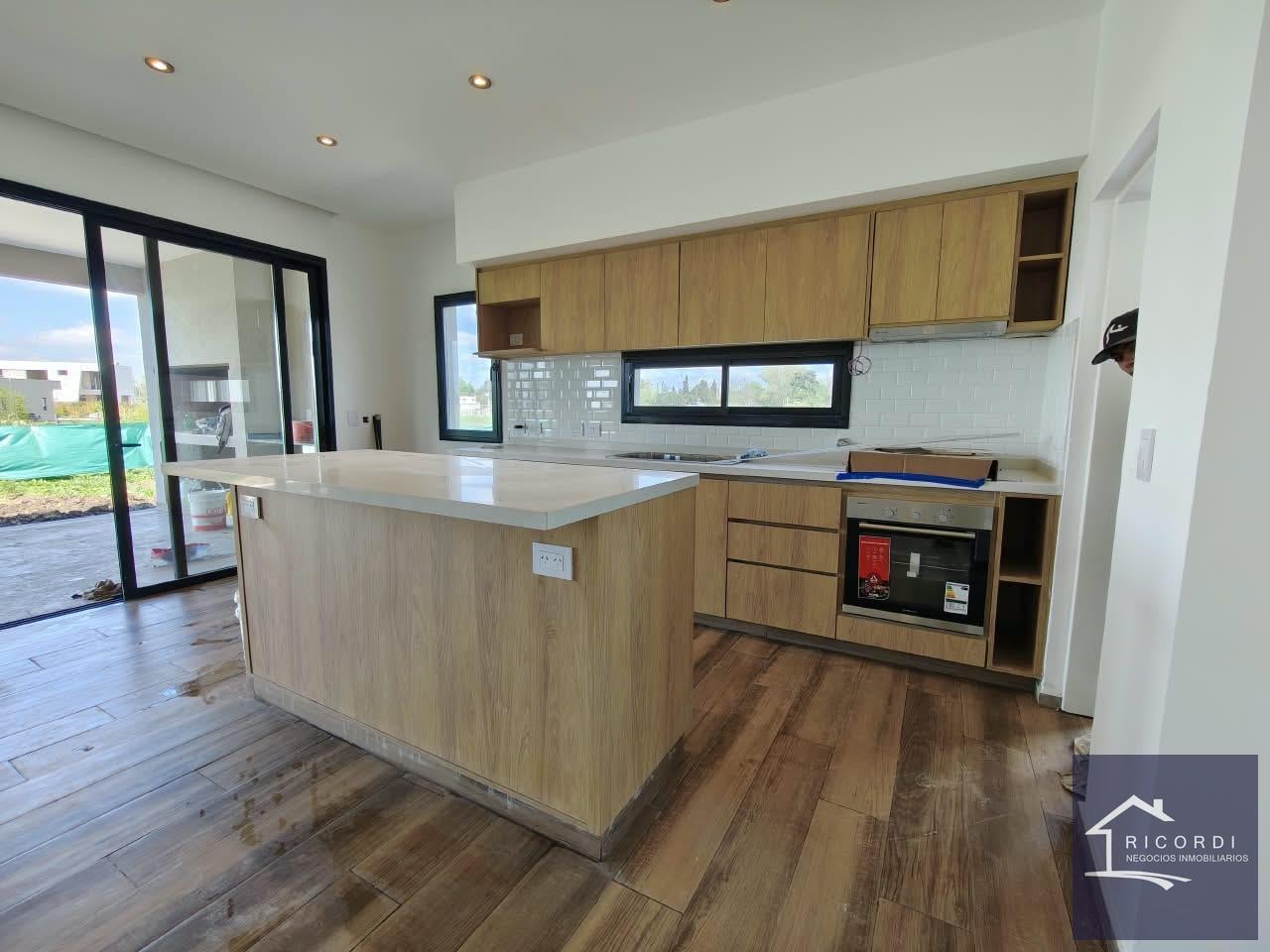 Foto de Casa Venta Santa Sofía 5 ambientes a Estrenar, imagen 5
