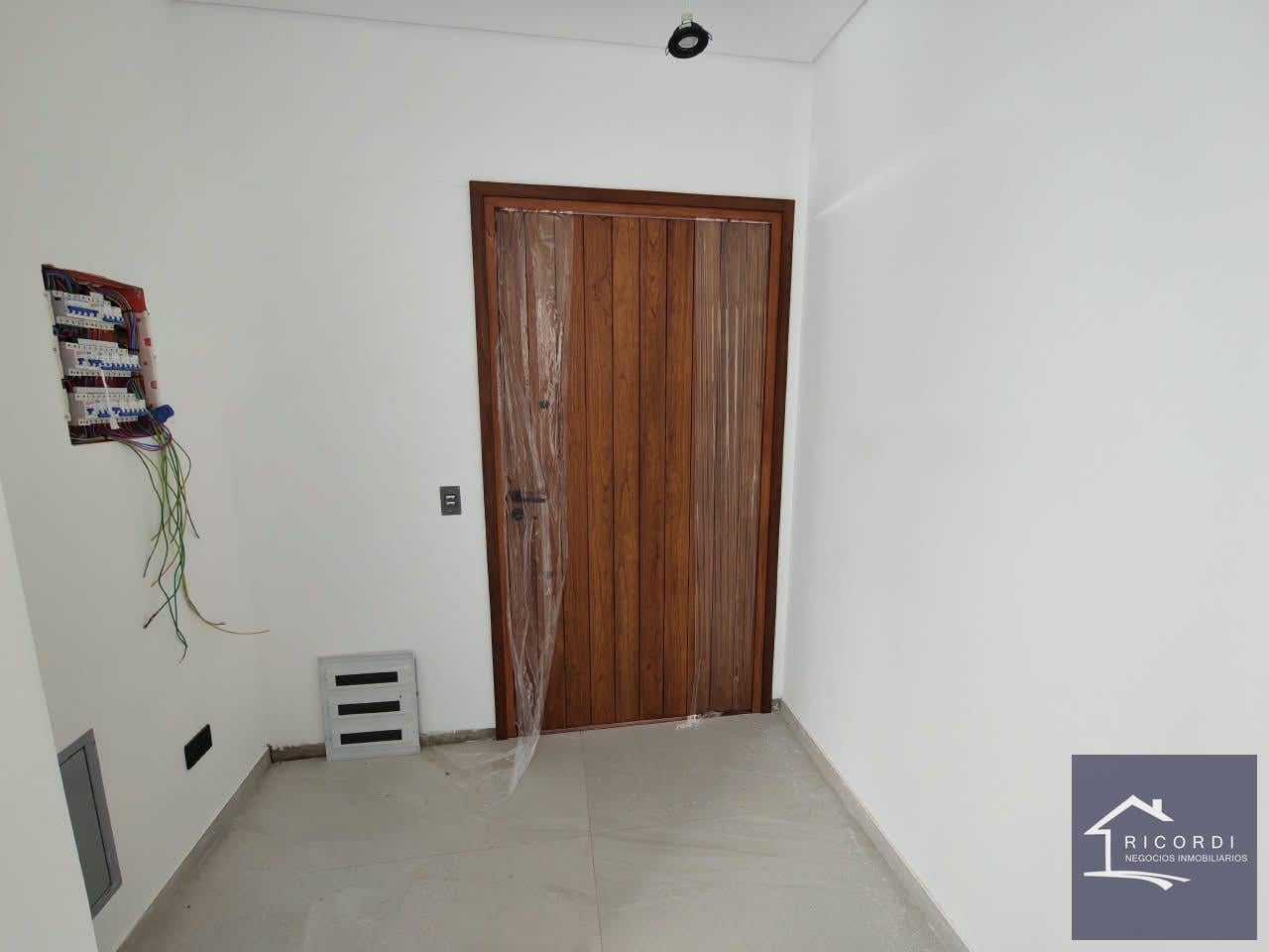 Foto de Casa Venta Santa Sofía 4 ambientes Pileta a estrenar, imagen 3