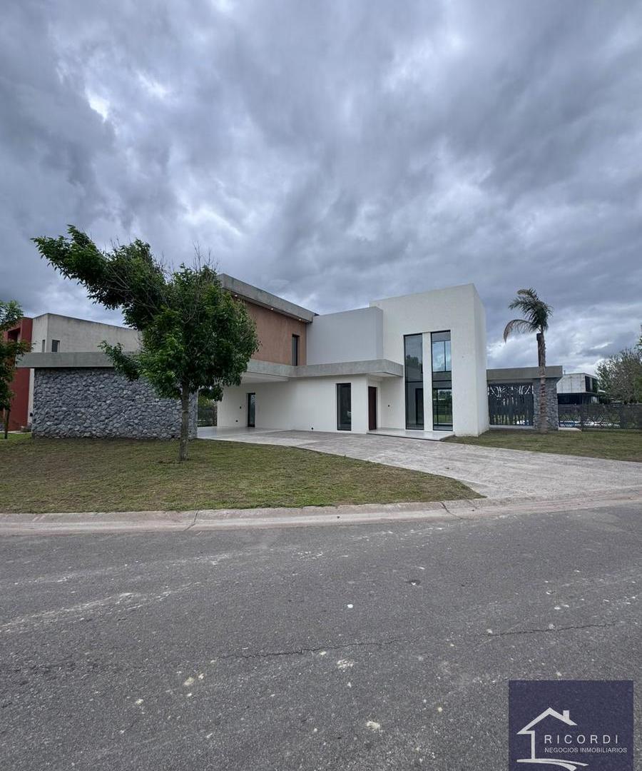 Foto de Casa en venta Barrio San Sebastián Área 1, imagen 2