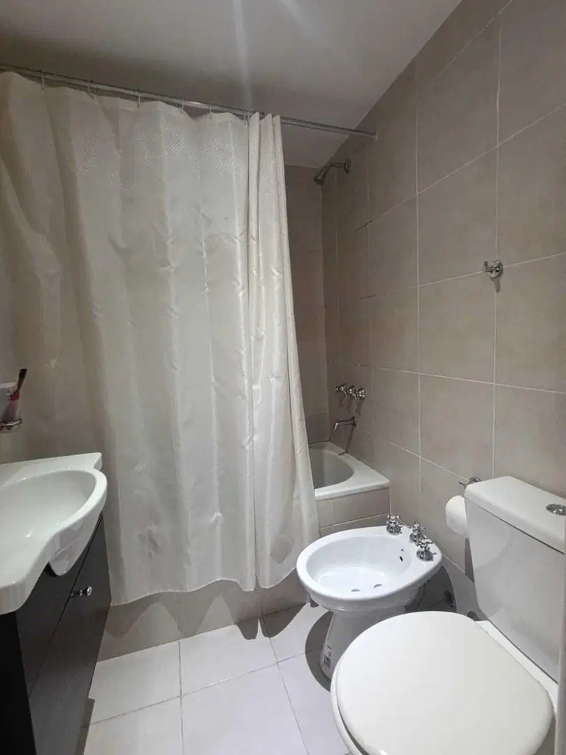 Departamento en Alquiler en Remedios De Escalada, Lanús, G.B.A. Zona Sur 3