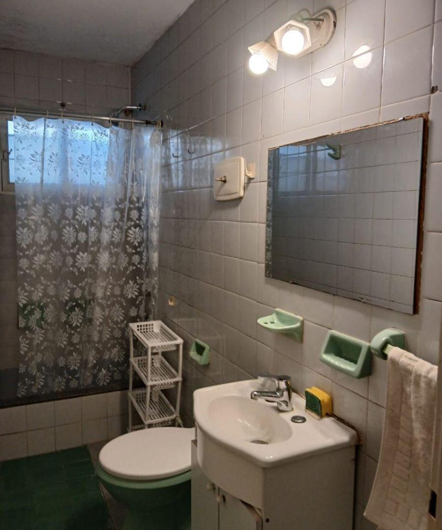 Foto de DEPARTAMENTO 3 AMBIENTES EN 1ER. PISO POR ESCALERA, imagen 4