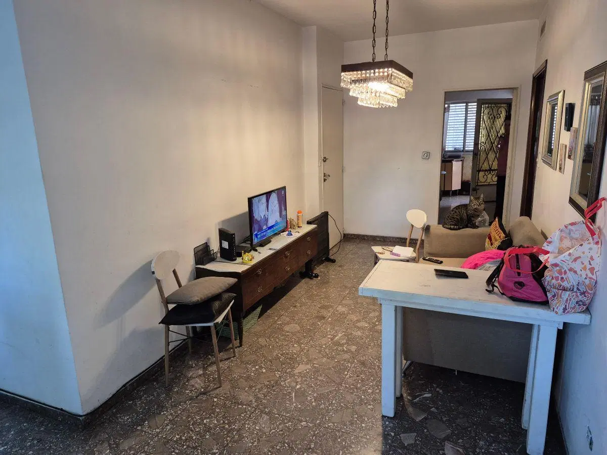 VENTA CASA CON LOCAL SOBRE AV. MITRE 5