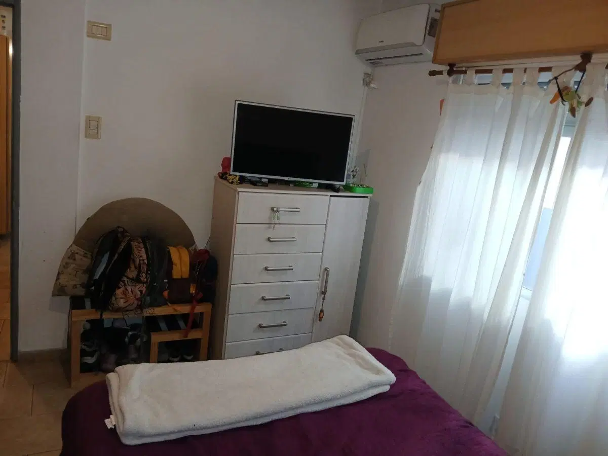 VENTA CÓMODO DEPARTAMENTO TIPO CASA 2 AMBIENTES 3