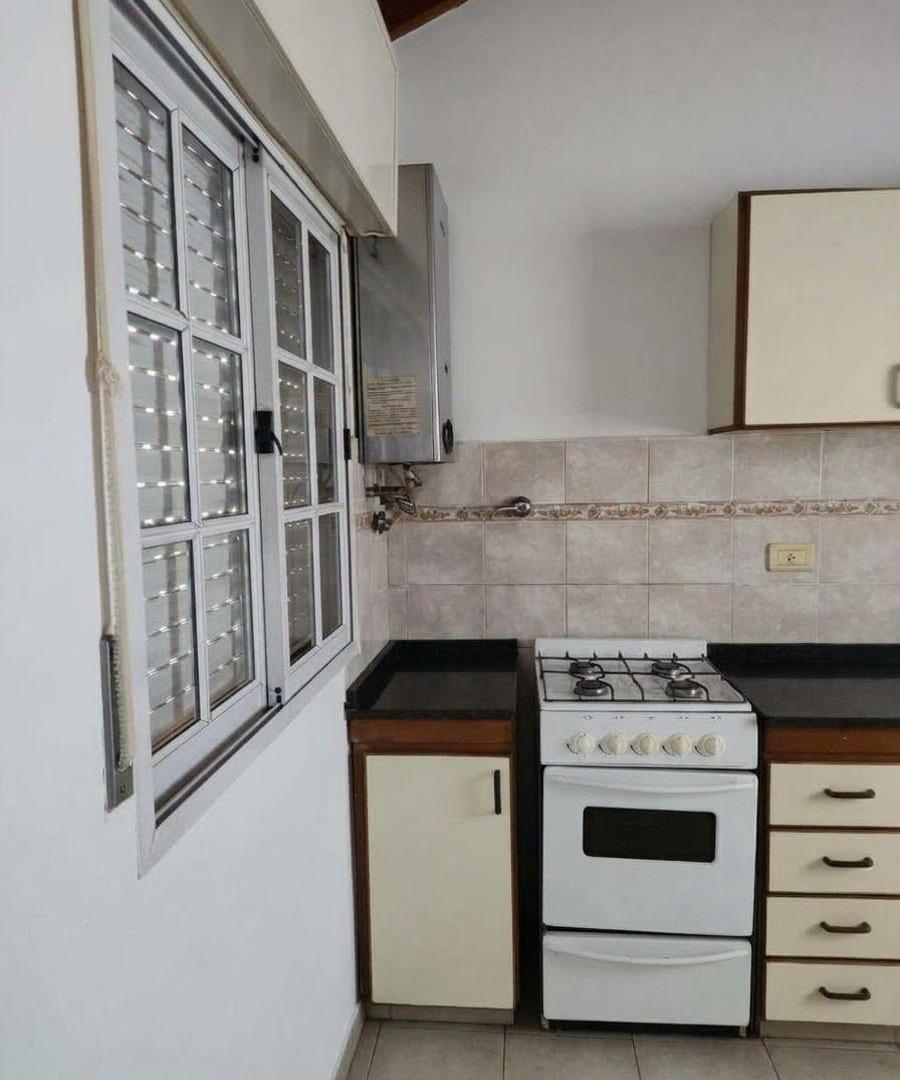 Foto de DEPARTAMENTO TIPO CASA INTERNO SIN EXPENSAS, imagen 1