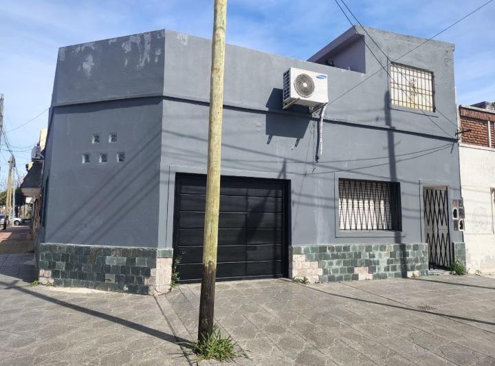 casa de 3 ambientes co garaje en dos plantas 1
