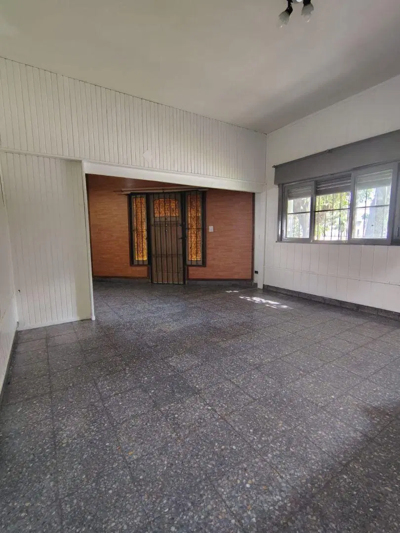 Casa 3 amb En Alquiler En Lanus Oeste 4