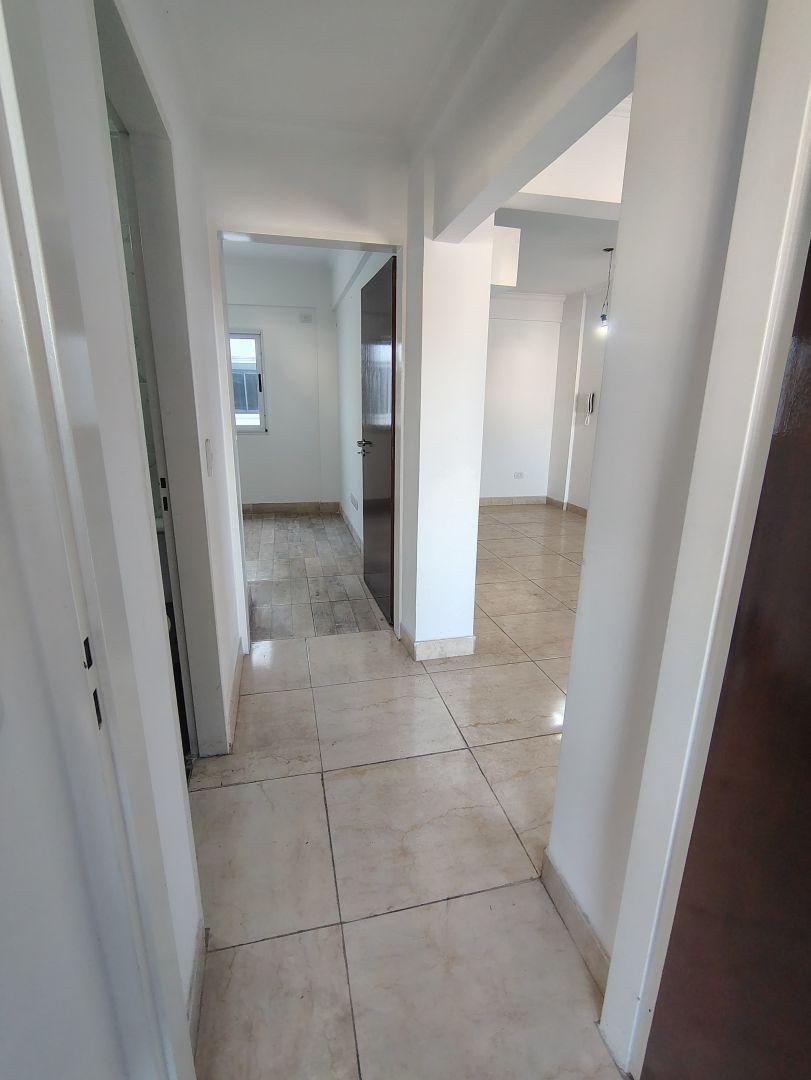Foto de Departamento 3 AMB. En Venta En Lanus Oeste, imagen 3